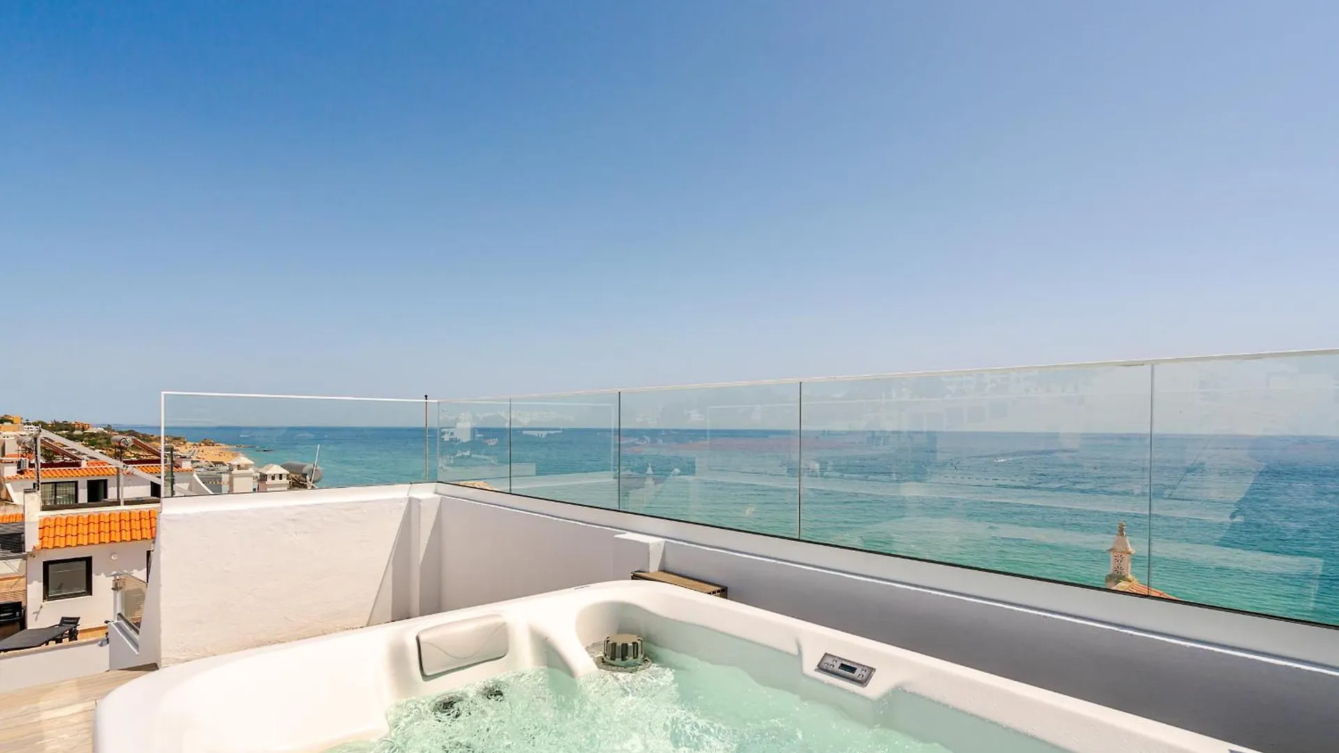 kontakty Sandora Pearl By Seareen, Penthouse With Sea View